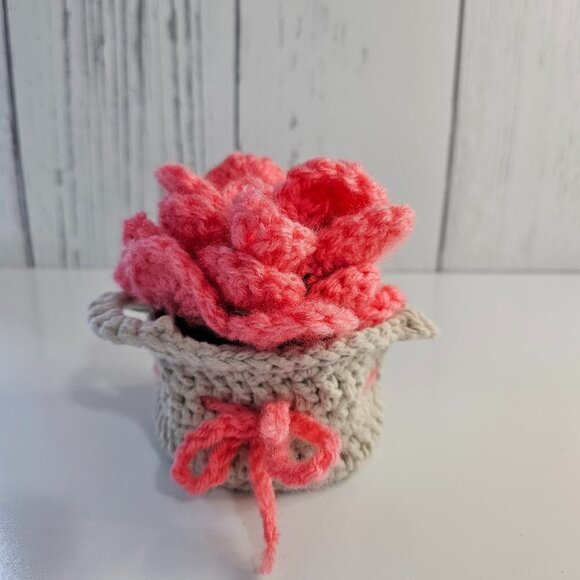 Crochet Flower Coasters with Basket -NEW - Picture 3 of 4